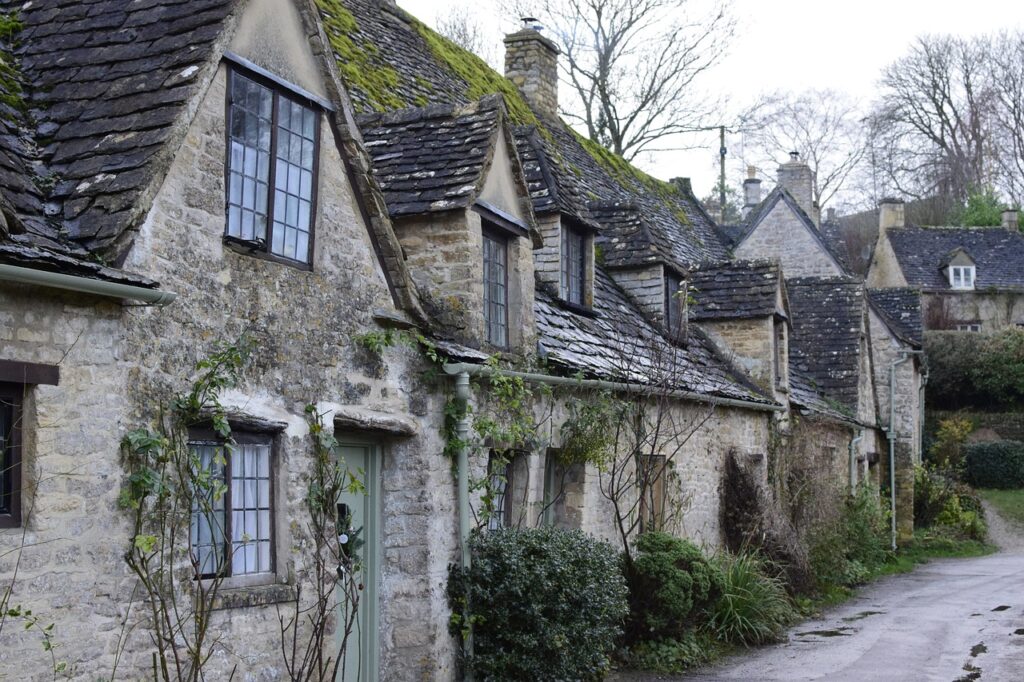 Bibury Cotswold Village