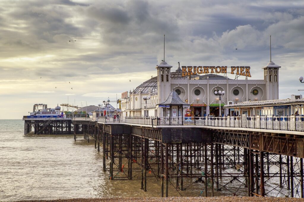 Discovering Brighton a Vibrant Seaside City